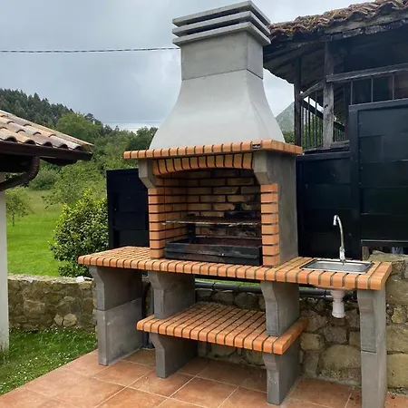 Del Busto - Landhaus Ribadesella