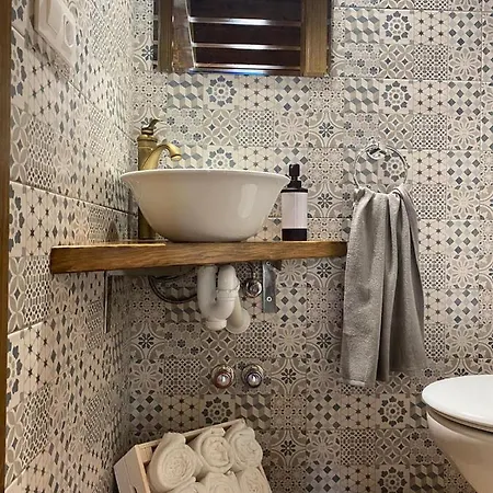 Del Busto - カントリーハウス